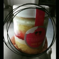 Jual Strawberry Cheese Cake in Jar Murah
