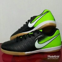 sepatu bola dan futsal murah nike hypervenom new
