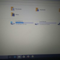 Laptop Gaming Acer Aspire E14 E5-475G Core i5 Ram 8 GB
