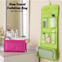 Jual New Travel Toiletries Bag (Bahan Anti Air, Bisa Digantung) Kualitas Te Murah