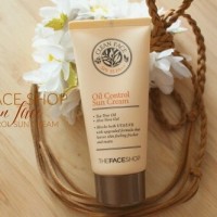 Jual FACESHOP clean face oil control suncream Murah