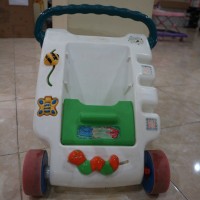 harga baby walker second