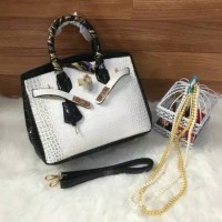 Tas fashion wanita # tas branded#tas jakarta #fashion bag#tas murah