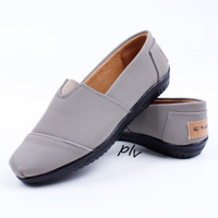 Jual Terlaris Sepatu Flat Shoes Flatshoes Murah ala Toms / Wakai - Abu Murah