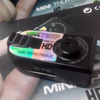 Jual Super Mini Thumb DV Q5 12 MP Full HD ( Foto, Video, Suara ) Murah