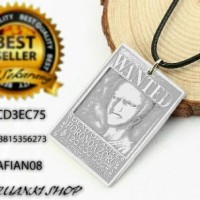 Jual kalung anime bajak laut topi jerami one piece RORONOA ZORO warna putih Murah