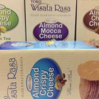 Jual Oleh-oleh Surabaya ALMOND CRISPY CHEESE Murah
