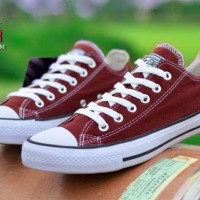 sepatu unisexx casual converse maroon tali putih terlaris mantap