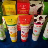 Jual Aichun Peeling gel (Perontok Daki) Murah