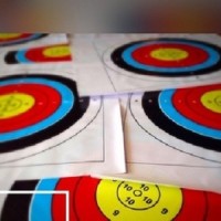 Peralatan memanah. Gambar Target panahan. Kualitas terbaik