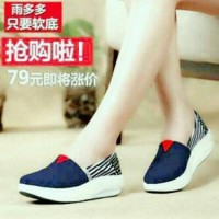Jual Sepatu Sneaker Wakai Boot Flat Form Slip On Bendera Amerika Biru Murah