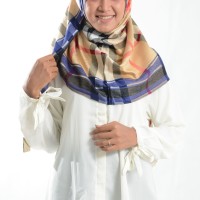 Jilbab cantik murah bagus Scarf/Pashmina Burberry Premium