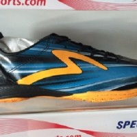 SEPATU FUTSAL SPECS 400454 ACCELERATOR LAZER IN - BLACK/ROCK BLUE/ORAN