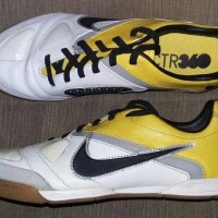 sepatu futsal nike CTR360 LIBRETTO II IC original
