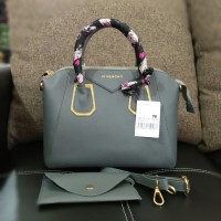 Tas Wanita Givenchy Antigona 30 Combi Gold Terbaru