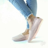 Jual Sepatu kanvas polos wakai ppyong vans toms murah salem Murah