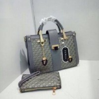Tas wanita import terbaru dan termurah furla abu