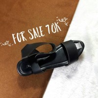 Jual sepatu sandal wedges heels cewe murah banget hitam kulit tali