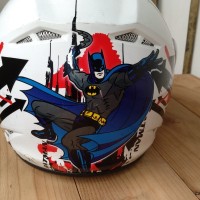 Helm Anak GM
