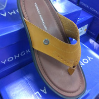 Sandal pria yongki komaladi
