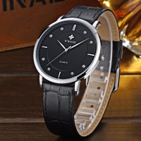 WWOOR 8811 Jam Tangan Pria Klasik Tipis Tali Kulit - Black