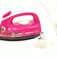PANASONIC Steam Iron / Setrika Uap NI-V100N