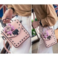 TAS WANITA SIMPEL PULL AND BEAR WAKAI STUD BONIA GIVENCHY PRADA CLUTCH