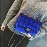 tas pesta clutch beludru biru fashion chanel import d41301