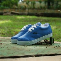 Vans kids shoes / sepatu anak / kado anak / sepatu jalan jalan