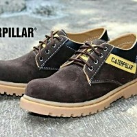 Sepatu Pria Caterpillar Safety Pendek Coklat Tua Suede Sol Karet Menta