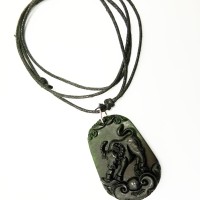 VeE Kalung Liontin Batu Giok Hitam Bergambar Shio Kerbau
