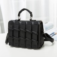 TAS WANITA HITAM BAGUS MURAH BRANDED CHARLES AND KEITH CHANEL SIMPEL