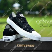 adidas that look like converse