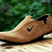 sepatu slop santai pria nike termurah. sz 38-43. gratis kaos kaki