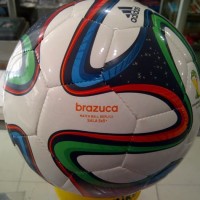 Bola Futsal Adidas Brazuca