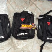 Tas sadel belakang jok merk Dainese Italy warna hitam Original Italy