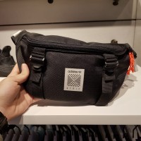 Adidas waist bag atric original black tas pinggang sport authentic
