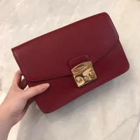 Furla metropolis red