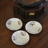 Mangkok Makan Porselen Antik Jadul Diameter 18cm