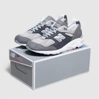 new balance m990xg4