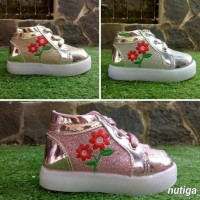 Ioanita Sepatu Boots Anak Perempuan Led Cantik Berkualitas