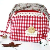 Tas Handmade Wanita Sling Bag Linen Cotton Import (Red)