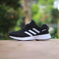 Sepatu Olahraga Adidas Running Lari Pria