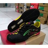 Sepatu futsal specs swervo rasta in Best Seller