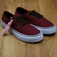 vans merah maroon