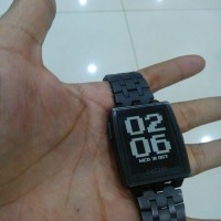 smartwatch pebble steel