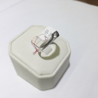 Cincin emas putih 75% berat 3.15 gram ukuran 14 dan 15. White gold