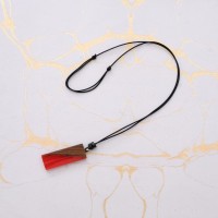 Kalung Resin Kayu Handmade 005