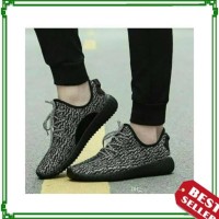 Terbaik Sepatu Pria Wanita Unisex Adidas Yeezy Corak Hitam X2