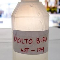 `New Bibit Parfum Pelembut / Softener Molto Biru (100 cc)